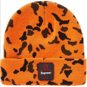NWT Supreme®/RefrigiWear® Beanie